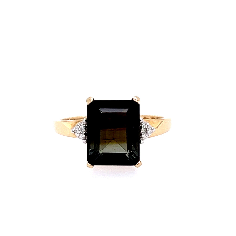 Diamond-Sapphire gold ring