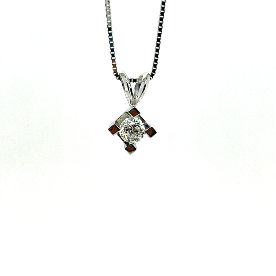 Solitaire diamond pendant with gold chain 0.50Ct