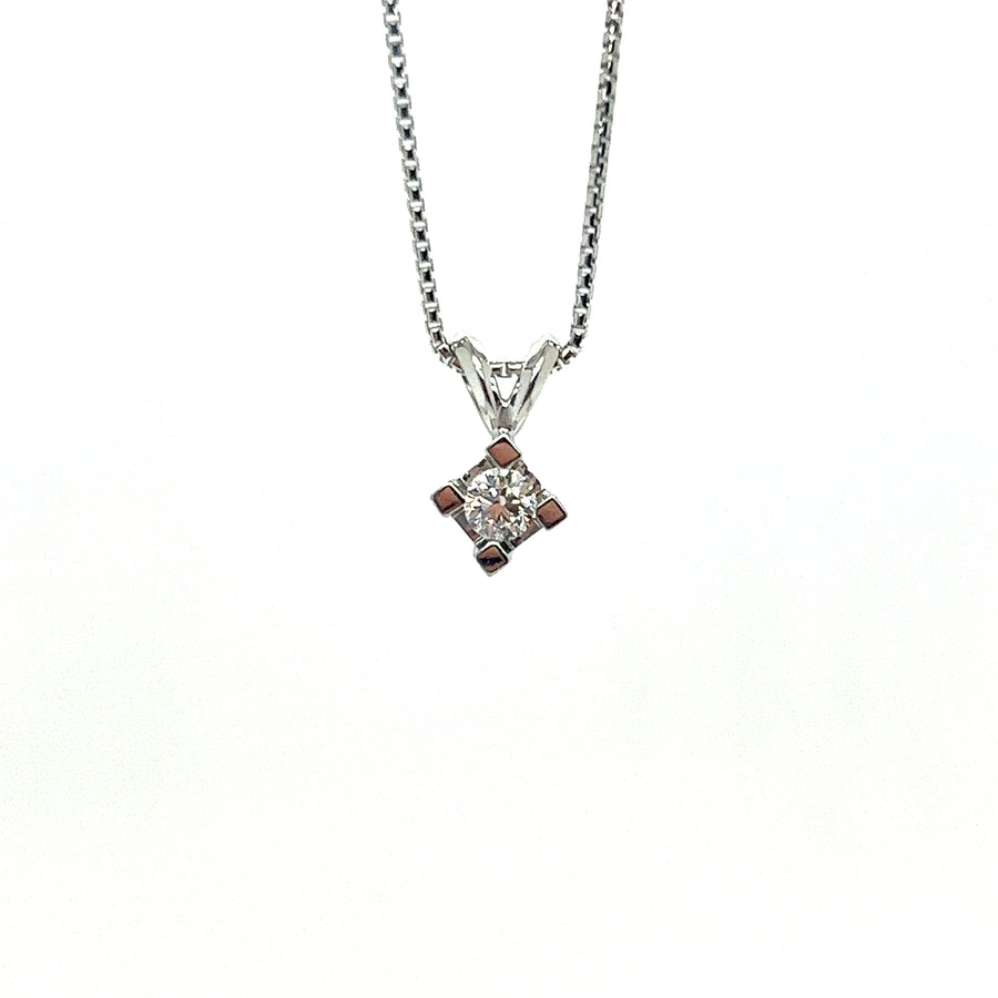 Solitaire diamond pendant with gold chain 0.15Ct