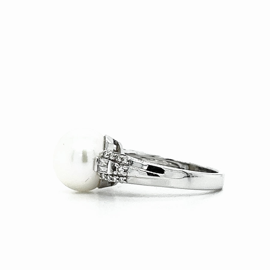 Diamond-Pearl Ring