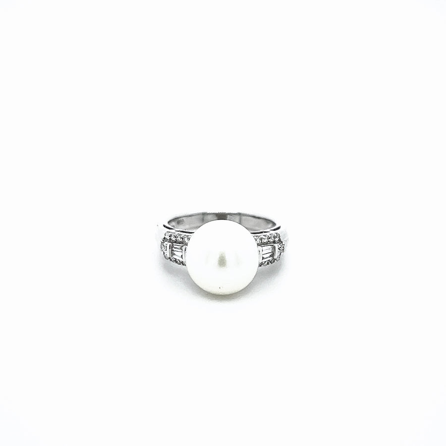 Diamond-Pearl Ring