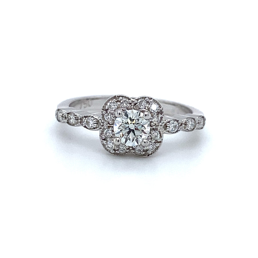 Diamond ring engagement ring