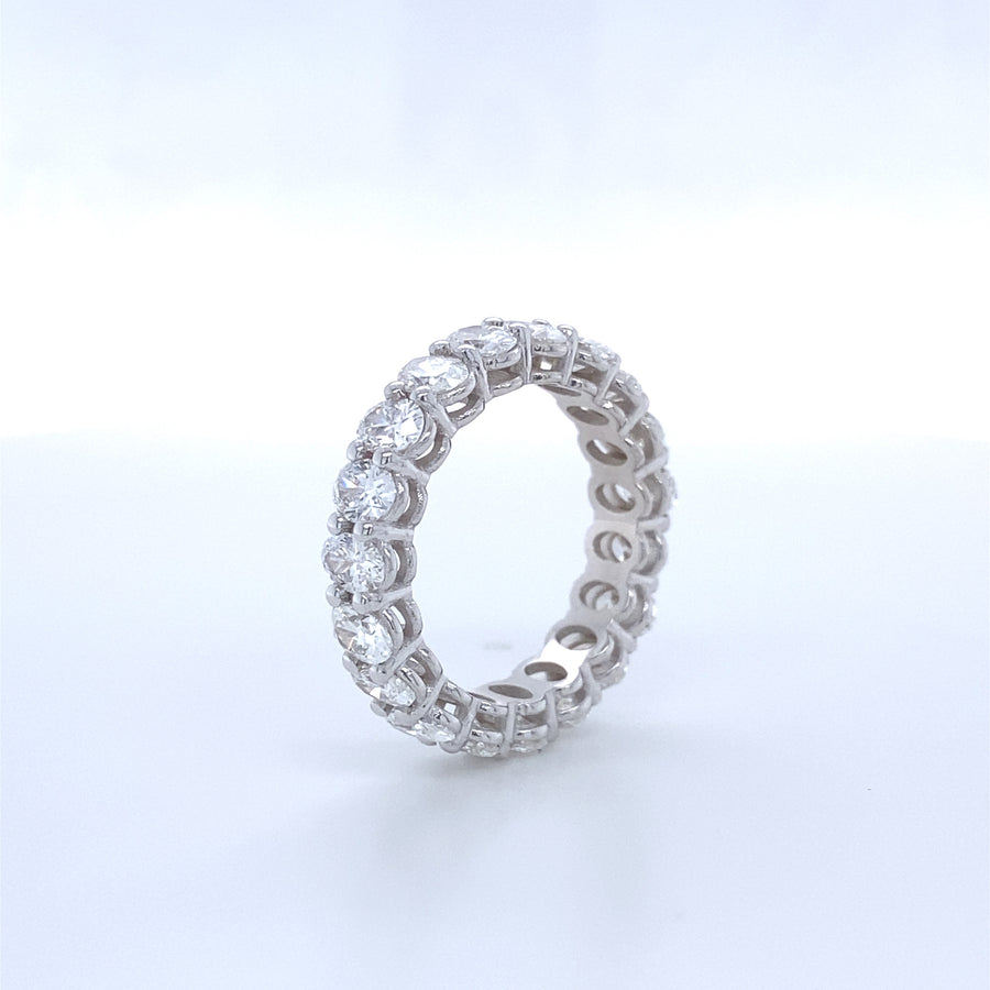 Diamond ring full eternity ( Oval)